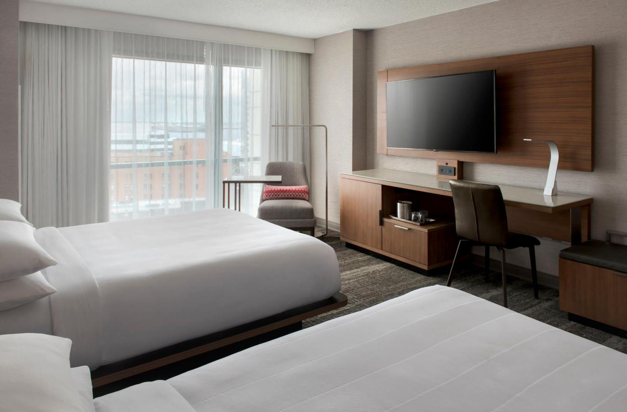 Norfolk Waterside Marriott Hotel Exterior photo