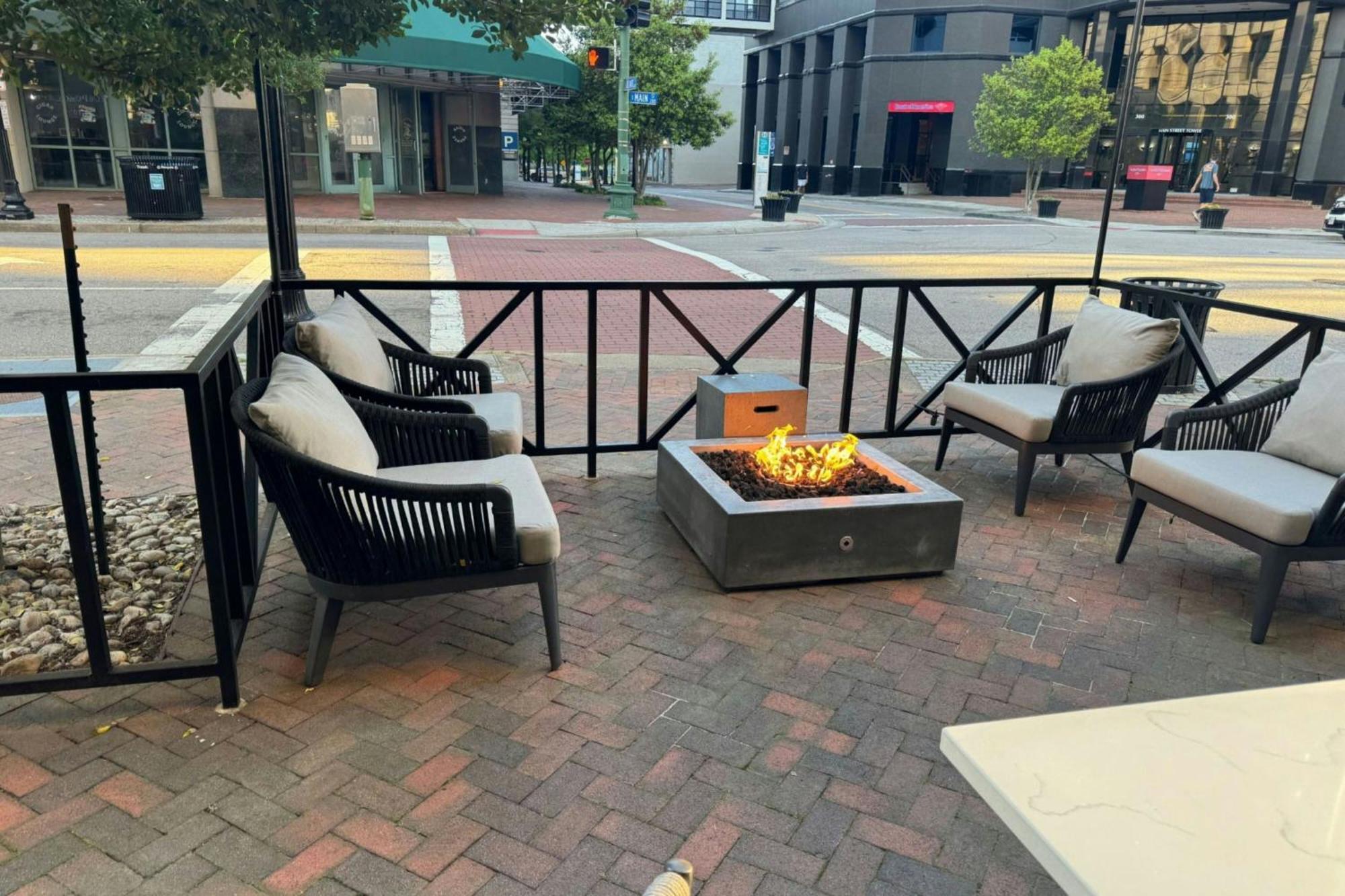 Norfolk Waterside Marriott Hotel Exterior photo